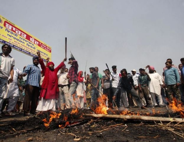 सवर्णों-OBC के कथित भारत बंद को लेकर सरकार का अलर्ट, राज्यों को सुरक्षा बढ़ाने की सलाह दी